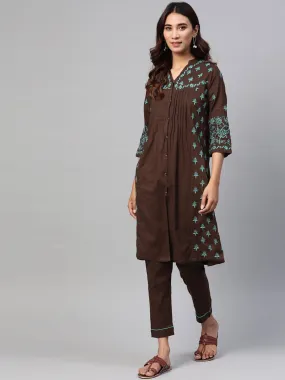 ADA Women Brown & Green Chikankari Embroidered Handloom Kurta with Trousers