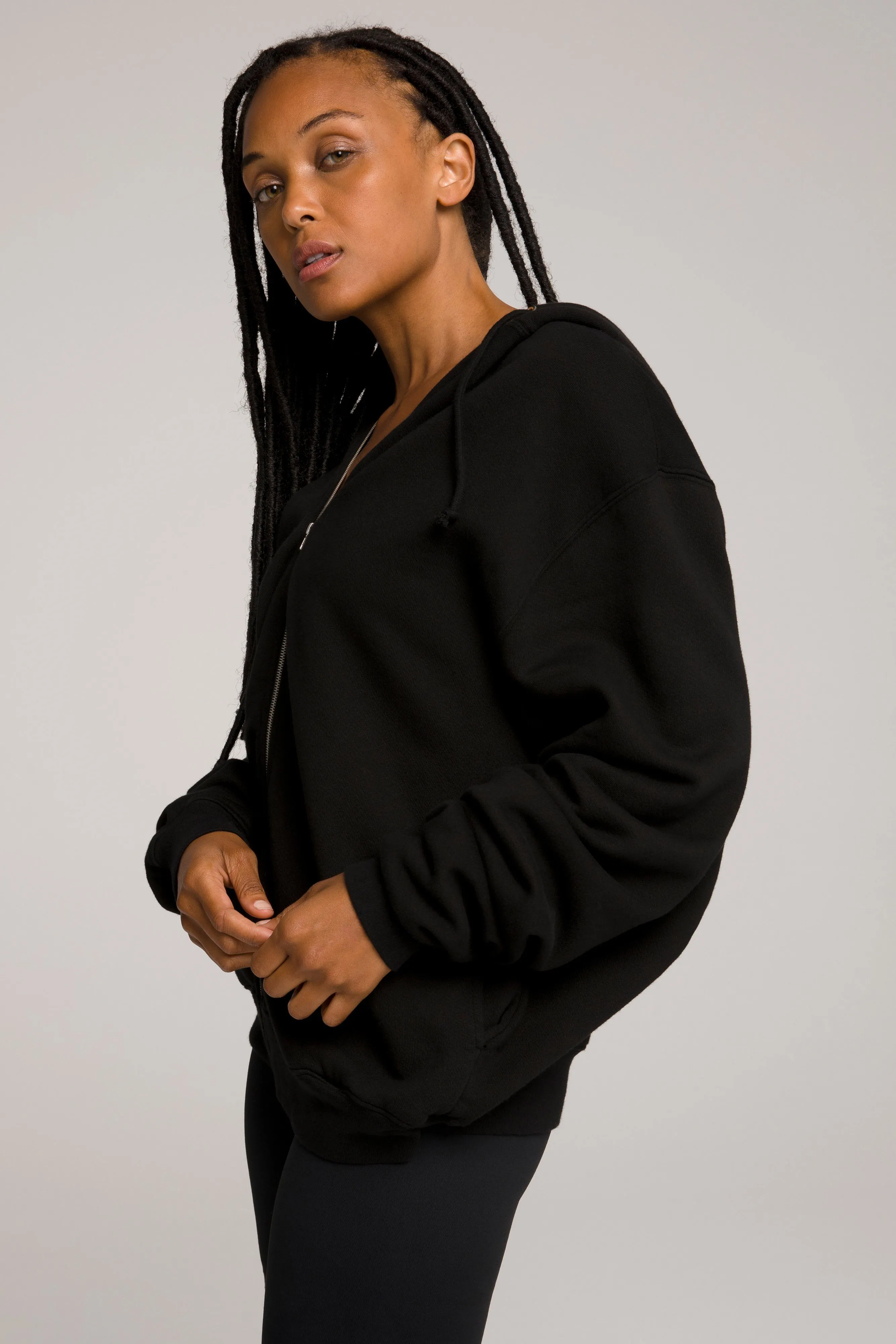 BOYFRIEND ZIP HOODIE | BLACK001