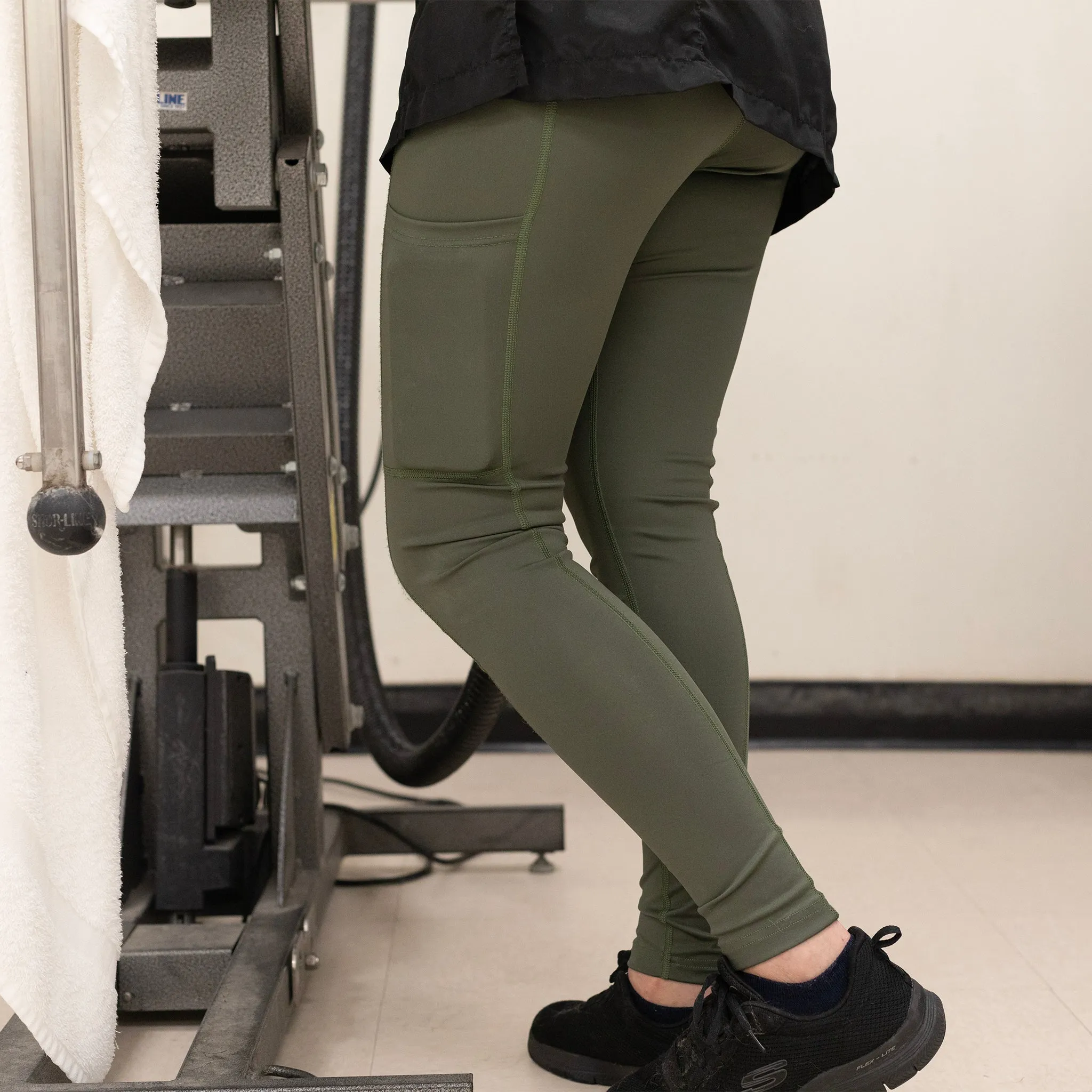 Hair-Resistant Army Green Leggings