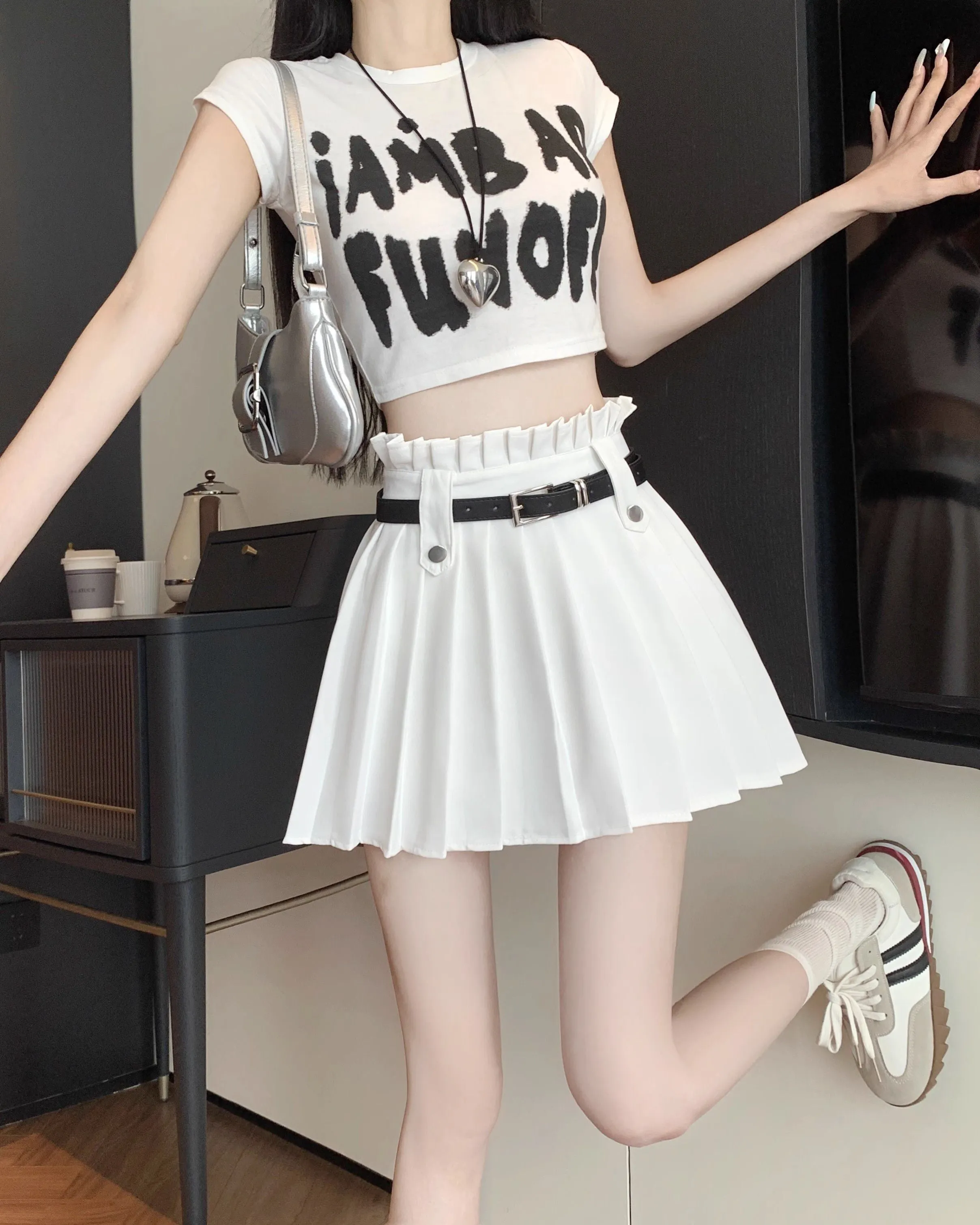 Sports Cheerleading JK Slimming A line Pleated Golf Tennis Half Body Skirt With Belt
